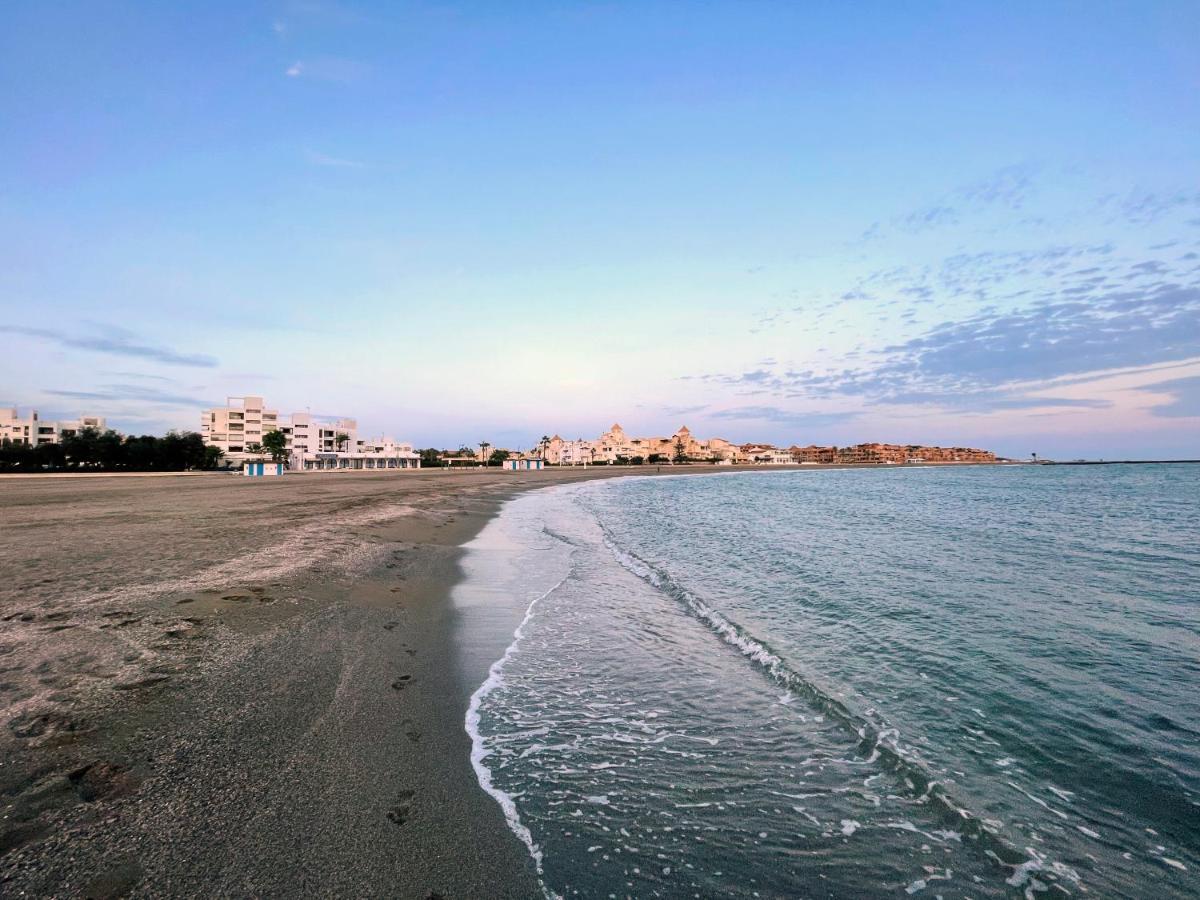 Primera Linea De Playa De Martina Almerimar Exterior photo